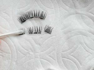 how to clean magnetic lashes